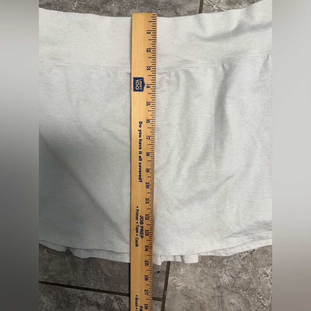 Vuori Women's Halo Performance Skirt Sz XL Salt Heather Color - Picture 11 of 12